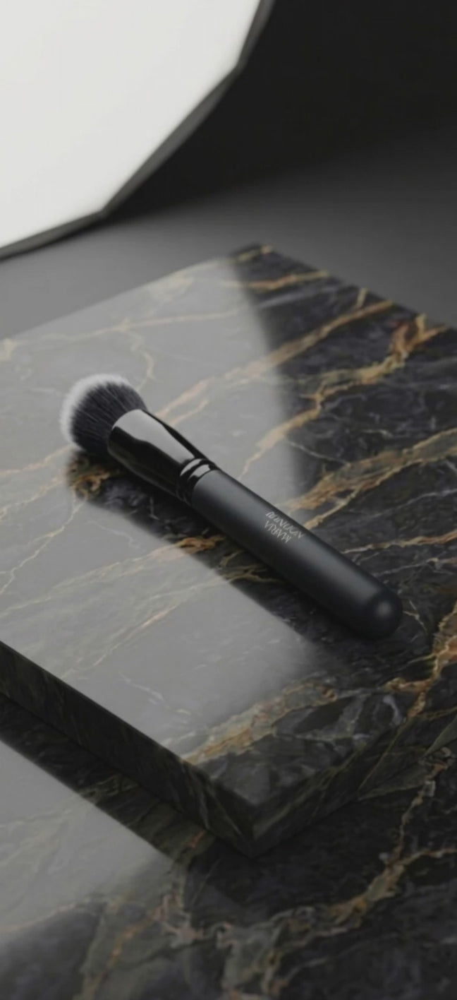 Stipple & Blend Foundation Brush